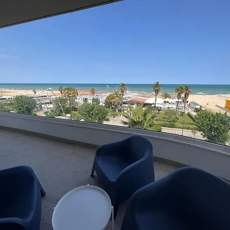 Straordinaria Vista Mare 아파트