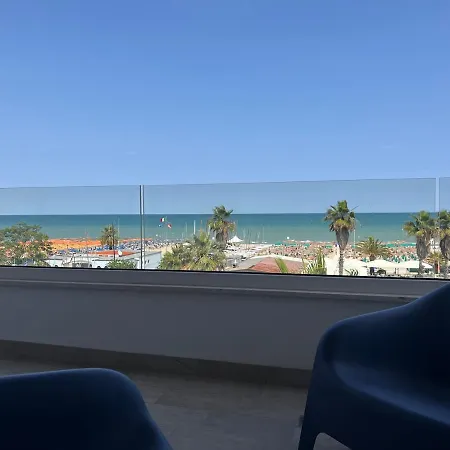 Straordinaria Vista Mare